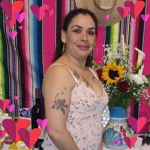 Meet your Posher, Cecilia